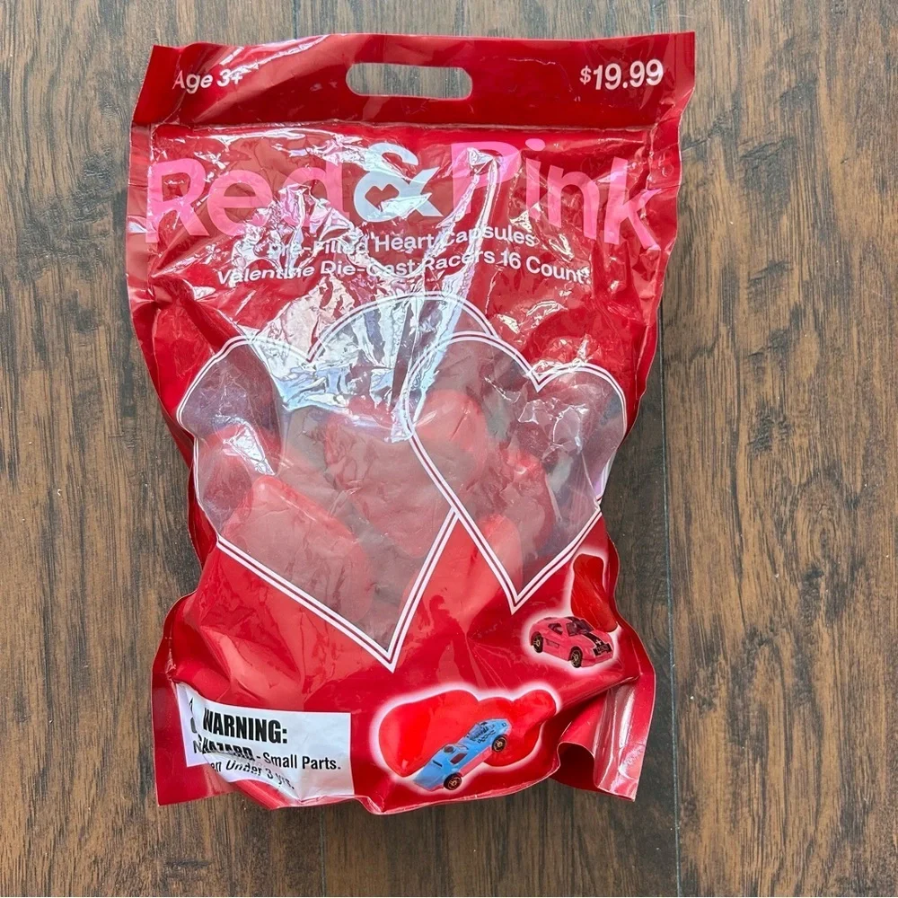 Valentine Pre-Filled Heart Capsules Pack